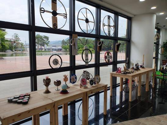 예술작품으로 탄생한 파손된 자전거 [부산지방공단스포원 제공. 재판매 및 DB금지]