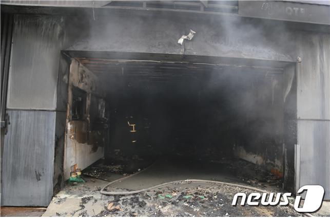 불이 난 포천 숙박업소 (사진=포천소방서) © 뉴스1