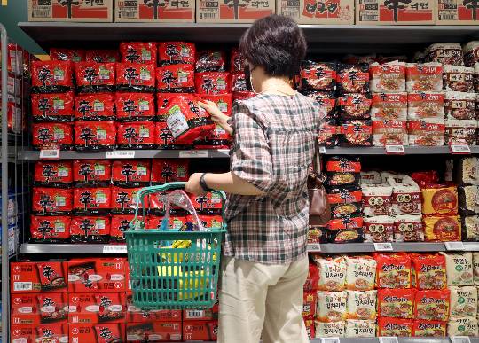 농심 등 국내 라면업계 빅3가 올 1분기 호실적을 거뒀다. /사진=뉴시스