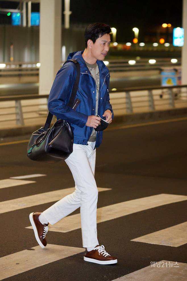 배우 정우성 '출국 룩' (사진제공 : 벨루티)
