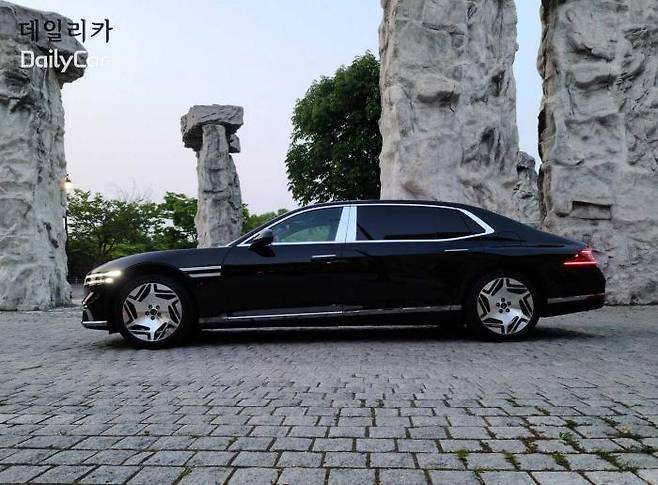 제네시스 G90 롱휠베이스