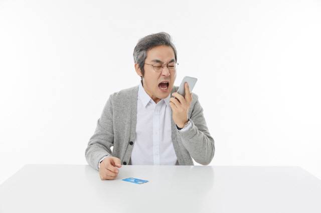 반사회적 인격장애나 사이코패스를 앓는 사람은 나이가 들수록 오히려 증상이 악화된다는 연구 결과가 나왔다./사진=클립아트코리아