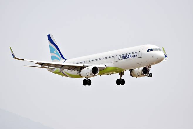 에어부산의 AIRBUS A321-200 항공기. /뉴스1