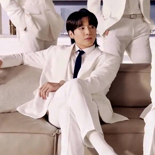 "천국의 문이 열렸다" 방탄소년단 정국 멀릿 헤어 美빌보드 등 글로벌 미디어 집중 조명