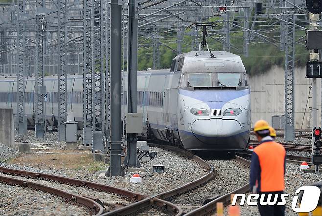 코레일 KTX 열차. (사진은 기사 내용과 무관함) © News1 DB