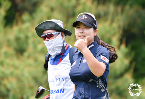 KLPGA 투어 두산 매치플레이 챔피언십에서 우승한 홍정민. [사진 KLPGA]