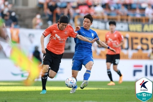 0-0 득점 없이 비긴 제주 유나이티드와 수원 삼성[한국프로축구연맹 제공]