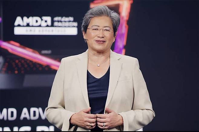 AMD 최고경영자 리사 수 박사가 컴퓨텍스에서 기조연설을 진행했다. 출처=AMD