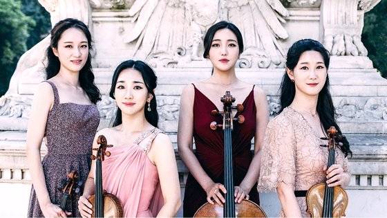 2018년 국제 콩쿠르 우승 이후 세계 곳곳에서 연주하고 있는 에스메 현악4중주단. 왼쪽부터 김지원, 배원희, 허예은, 하유나. [사진 크레디아]