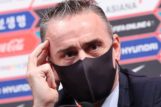 벤투 감독은 6월 A매치 4연전을 앞두고 에이스 손흥민을 포함해 총 28명의 선수단을 구성했다. [연합뉴스]