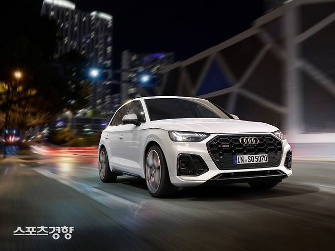 아우디 SQ5 TFSI
