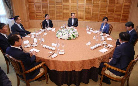 [이미지출처=연합뉴스]