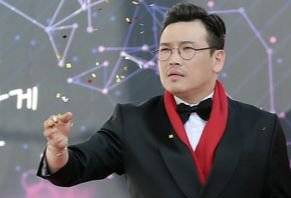 MC딩동. [일간스포츠]