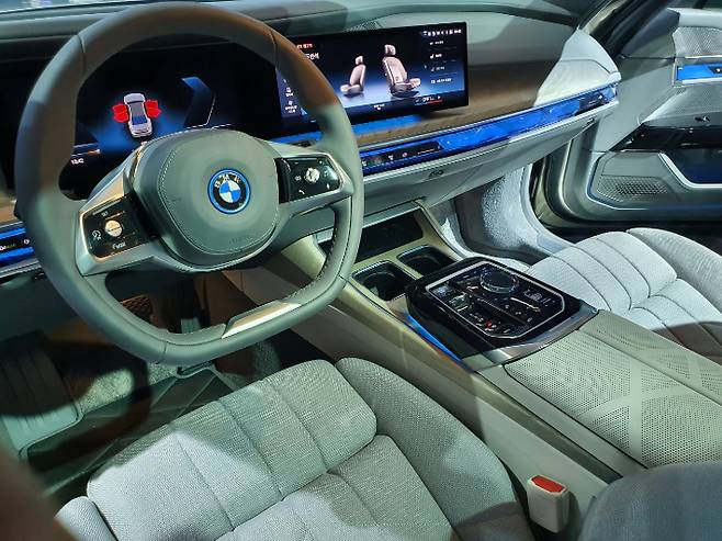 BMW i7 xDrive60. 김승모 기자