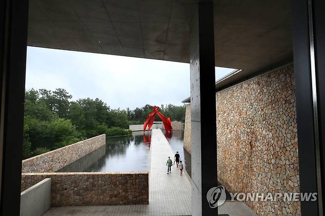 원주 뮤지엄산…2층에서 바라본 워터가든 [촬영 전수영]