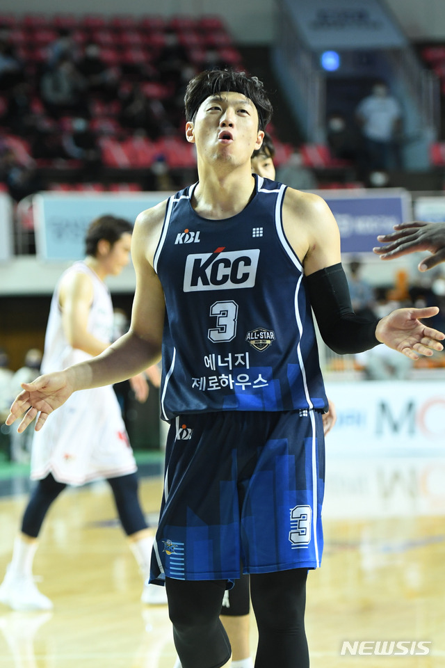 [서울=뉴시스] KCC 이정현. (사진=KBL 제공)