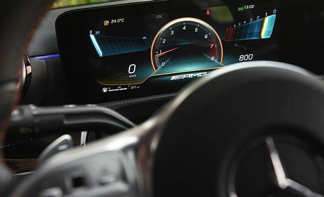 메르세데스-AMG A 35 4MATIC 세단 시승기