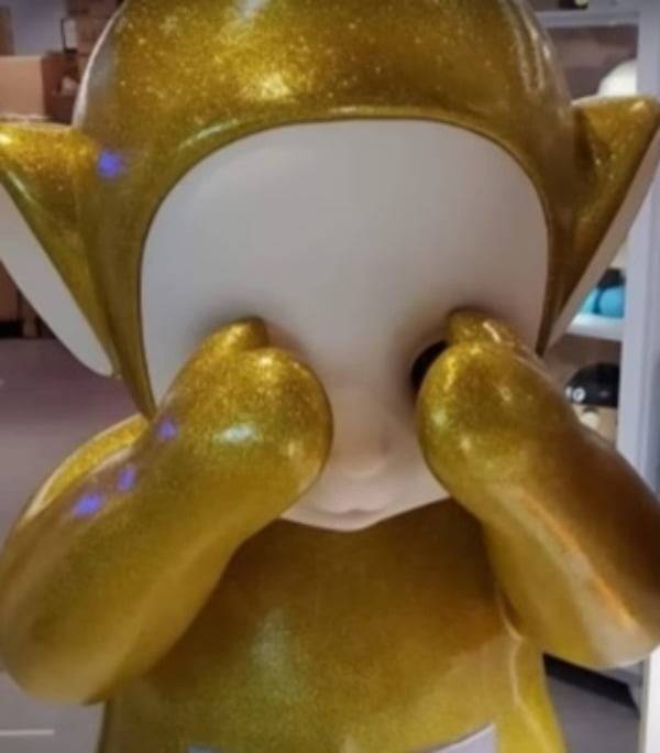 해당 조형물 / 사진 = 온라인 커뮤니티 캡처