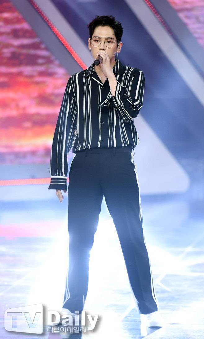 그룹 B.A.P 출신 힘찬