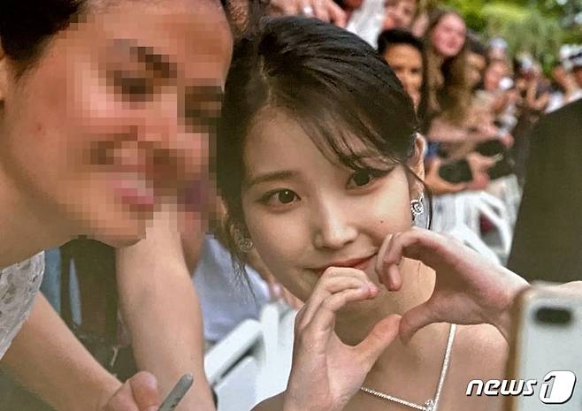 제75회 칸 국제영화제 찾은 아이유 © 뉴스1 장아름 기자