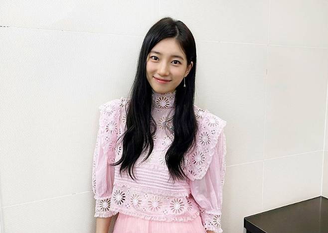 가수 겸 배우 수지 /사진=매니지먼트 숲 인스타그램