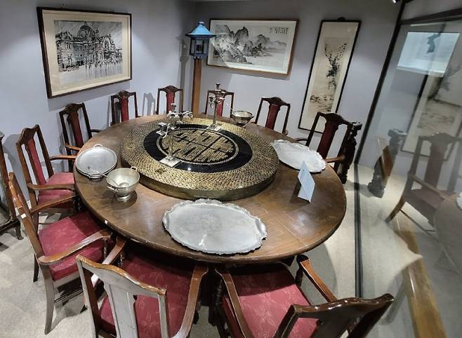 옛 서울역 그릴의 별실 모습. [강갑생 기자]