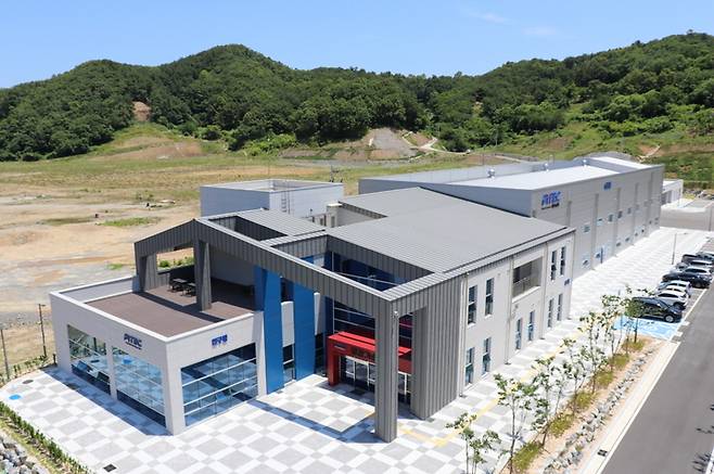 [포항=뉴시스] 강진구 기자 = 경북 포항시는 과학기술정보통신부 기초연구사업 국가 공모에서 ‘헤테로제닉 금속적층제조 소재부품 연구센터사업’에 최종 선정돼 국비 135억 원을 확보했다고 29일 밝혔다. 사진은 강관기술센터(사진=포항시 제공) 2022.05.29.photo@newsis.com *재판매 및 DB 금지