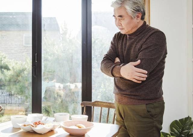 나이가 들면 미세포와 함께 침 분비 또한 줄면서 전처럼 맛을 느끼지 못할 수 있다./사진=클립아트코리아