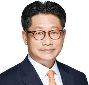 허욱법무법인 세종 변호사 연세대 경영학·법학,베이징대 법학 박사, 사법연수원 33기, 전 법무법인 율촌 상하이 대표처 대표