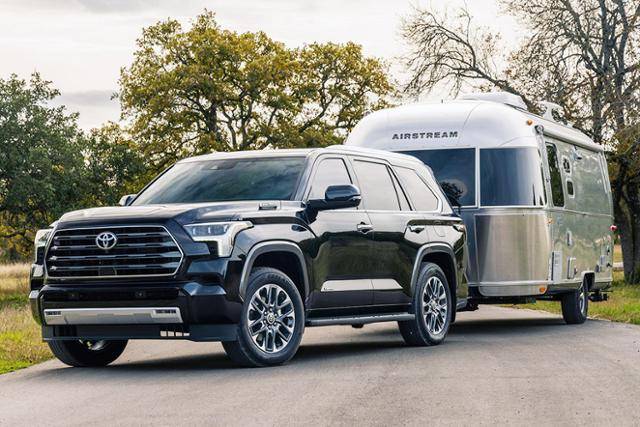 토요타 세콰이어 리뷰