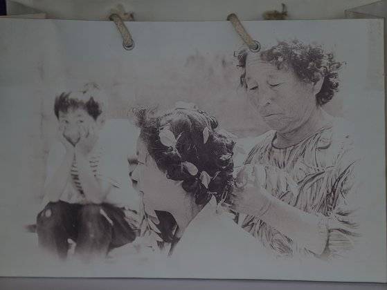 헤어뉴스 명동 1호점을 냈을 당시 잡지사 광고 이미지. ［사진 전재호 작가］