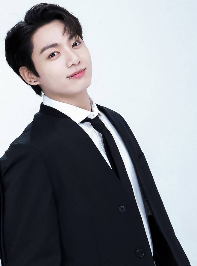 방탄소년단 정국, '영앤리치' 고품격 자태..만인이 설레는 남자