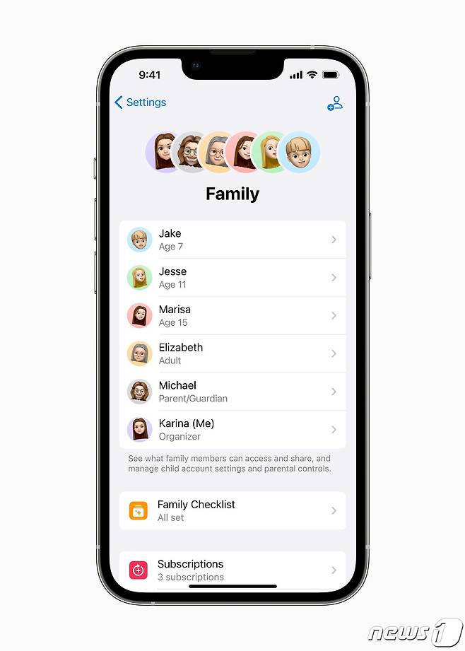 iOS16 '아이클라우드 공유사진 라이브러리' 기능 지원 (애플 제공)© 뉴스1