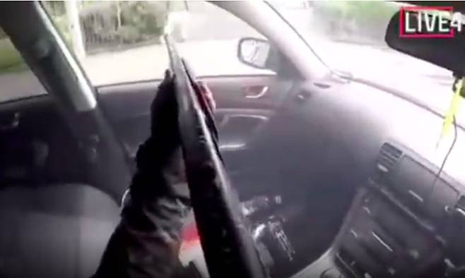 지난 2019년 3월 15일 페이스북으로 생중계되고 있는 뉴질랜드 크라이스트처치 이슬람 사원 총기 테러.