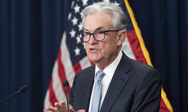제롬 파월 미국 연방준비제도(Fed·연준) 의장이 15일(현지시간) 워싱턴DC 연준 본부에서 연방공개시장위원회(FOMC) 정례회의를 마친 뒤 기자회견을 하고 있다. 워싱턴=AP연합뉴스