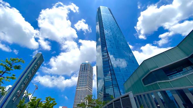 남부발전이 입주해 있는 부산국제금융센터/사진=남부발전