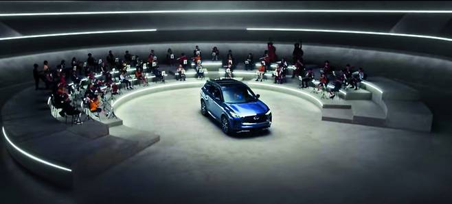 닛산 인피니티 광고 /사진=인피니티 광고 캡처