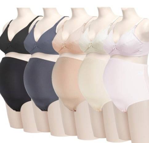 ​​​​​​산전부터 산후까지 편안하게 입을 수 있는 프라하우스 임산부 요일팬티 5종 세트. 국내산 프리미엄 엘라스토머 탄성 소재를 사용해 조임 없이 편안하며, 복부 전체를 안정감있게 감싸준다. 하단 부분은 타올지로 처리해 위생적으로 입을 수 있으며, 몸에 유해한 화학물 검출테스트를 통과해 안심하고 착용 가능하다.