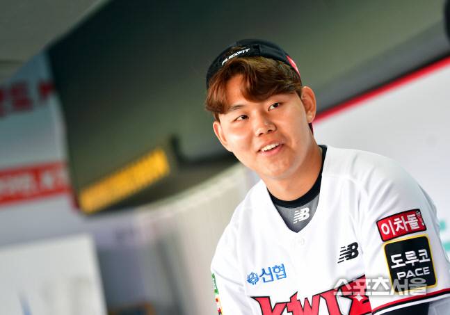 야구를 시작한 순간부터 조금씩 꿈을 키워온 소형준은 스포츠서울 창간 37주년 특집 인터뷰에서 또래 친구들에게도 “꿈을 꾸시라”고 당부했다. 수원 | 강영조기자kanjo@sportsseoul.com