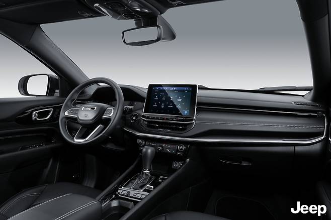 ◇뉴 컴패스 실내. 사진제공=지프