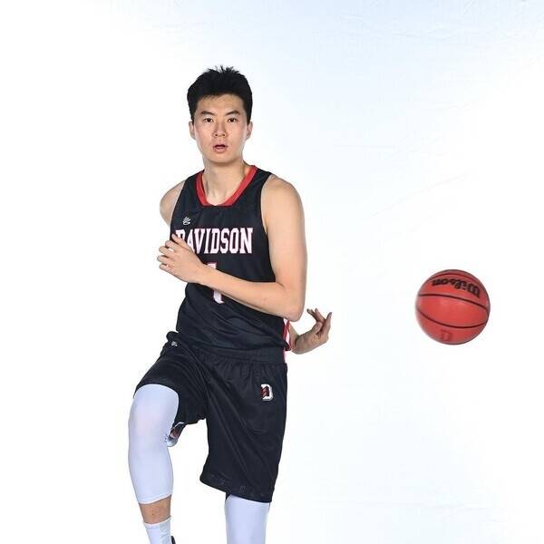 이현중. ⓒ이현중 SNS