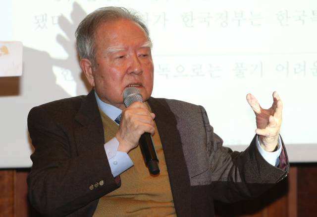 조순 전 부총리. 연합뉴스