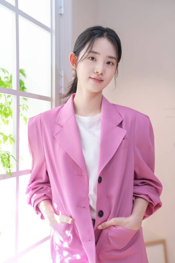 신시아가 '마녀2'로 스크린에 데뷔하게 된 소감을 밝혔다. 사진|NEW