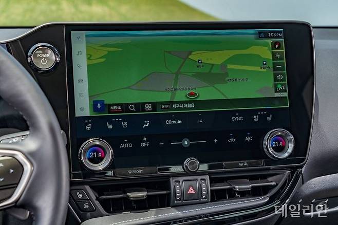 뉴 제너레이션 NX 350h의 내부 모습 ⓒ렉서스 코리아