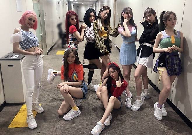 [프로미스나인 인스타그램 캡처]