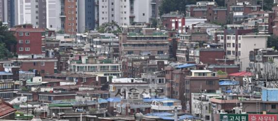 서울 서대문구 일대에 빌라가 빽빽이 들어서 있는 전경. 서울신문 DB