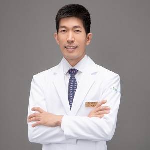 이승호 원장ㅣ출처: 늘속편한내과의원