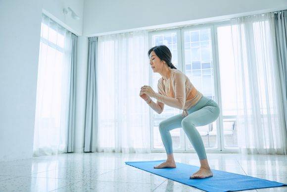 하체 근력 운동은 선택이 아닌 필수로 각종 성인병과 골다공증을 예방한다. [사진=게티이미지뱅크]