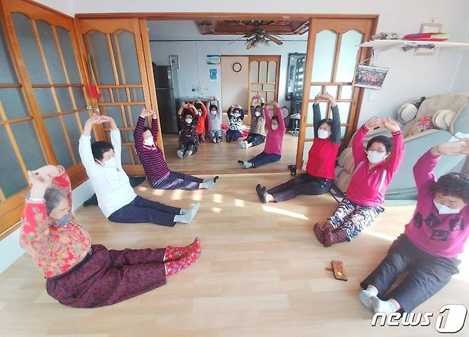 (정읍=뉴스1) 박제철 기자 = 전북 정읍시 보건소가 코로나19 확산 방지를 위해 잠정 중단했던 시민건강증진 신체 운동 교실을 전면 재개한다고 28일 밝혔다.  © 뉴스1