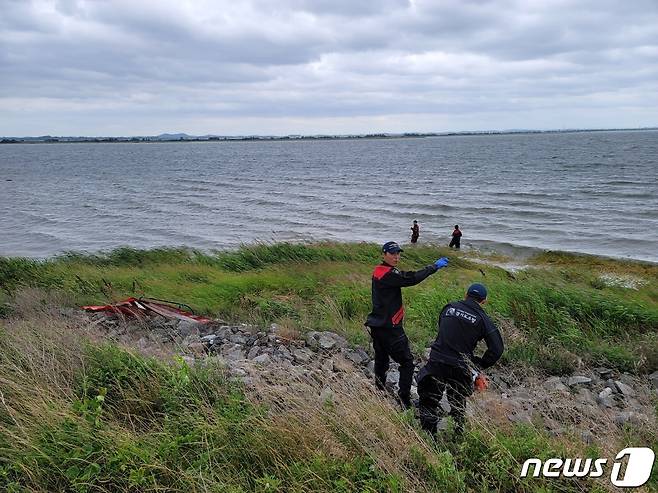 실종자 수색 사진. 경기도소방재난본부 제공. / © 뉴스1